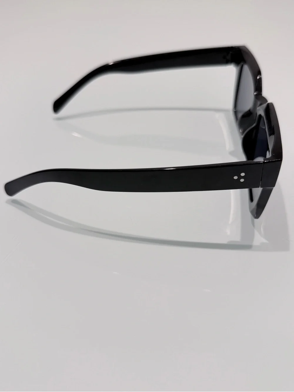 ROMANA Black Rectangular Women's Sunglasses - Theframebar